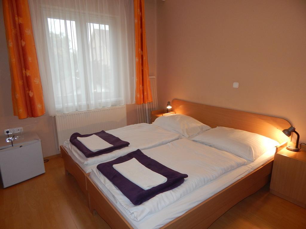 Hotel Hajdu Vendeghaz Hajdúszoboszló Zimmer foto